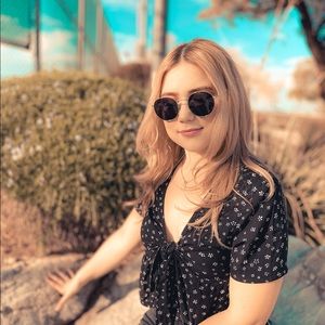 Meet your Posher, Natalie